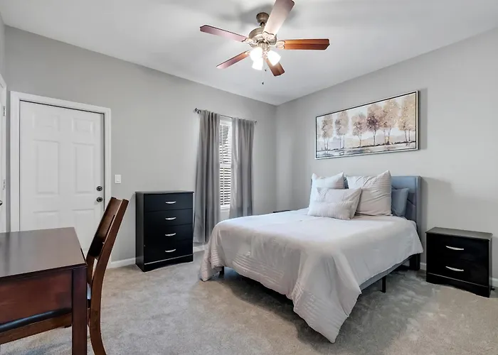 Ferienhaus Fsu Base! Poolside Retreat 3 Mi To Campus